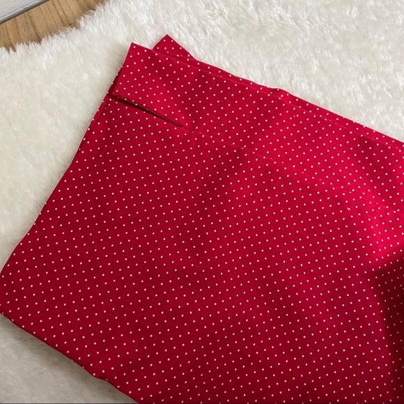 Carolina Belle Red Polka Dot Plus Size Capris - Picture 5 of 9